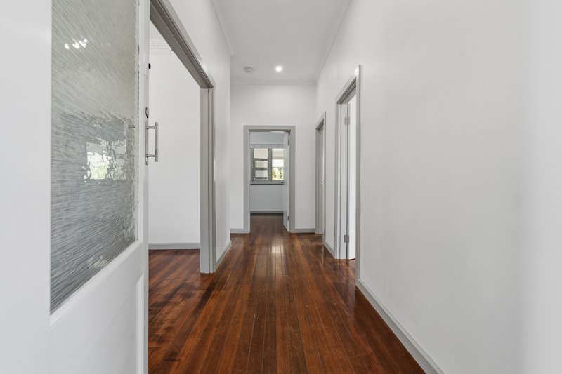 Photo - 41 Boulder Avenue, Ascot WA 6104 - Image 7