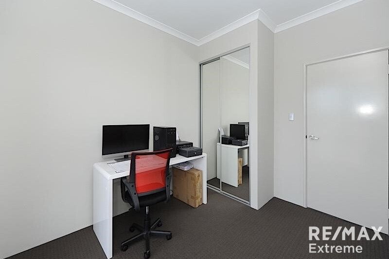 Photo - 41 Bowline Avenue, Alkimos WA 6038 - Image 7