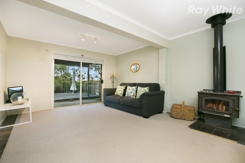 Photo - 41 Broadwater Dr , Saratoga NSW 2251 - Image 4