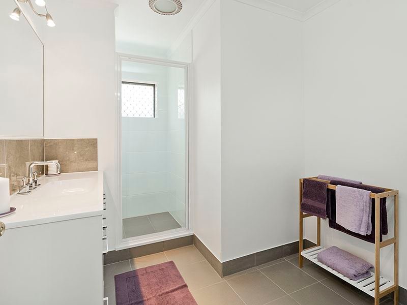 Photo - 41 Bunya Park Drive, Eatons Hill QLD 4037 - Image 14