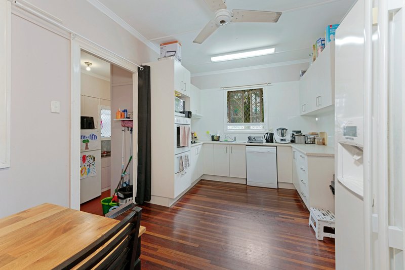 Photo - 41 Burnett Street, Bundaberg South QLD 4670 - Image 5