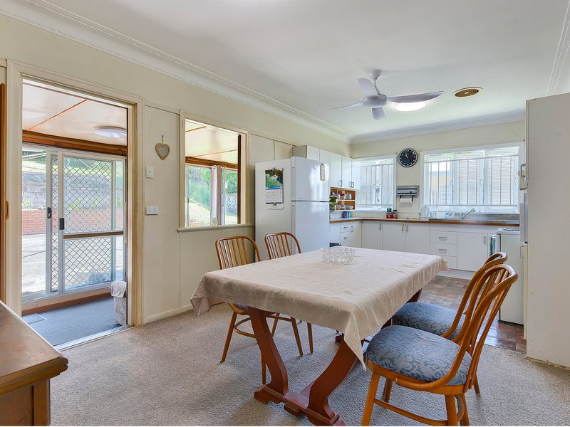 Photo - 41 Burrowa Street, Stafford QLD 4053 - Image 10