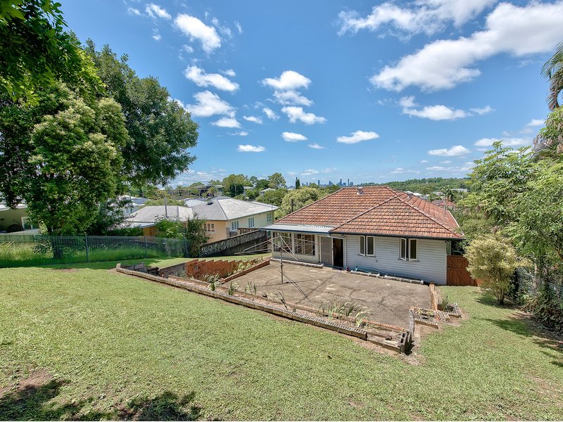 Photo - 41 Burrowa Street, Stafford QLD 4053 - Image 13