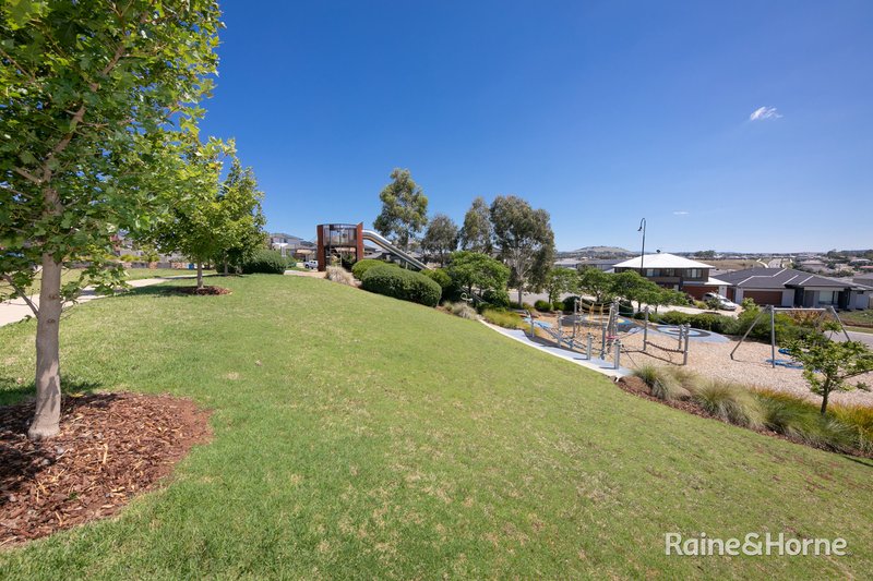 Photo - 41 Bushranger Drive, Sunbury VIC 3429 - Image 6