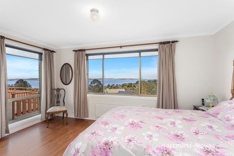 Photo - 41 Calder Crescent, Blackmans Bay TAS 7052 - Image 14