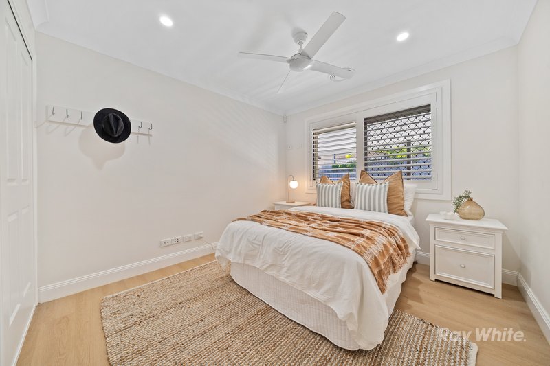 Photo - 41 Caley Crescent, Drewvale QLD 4116 - Image 10