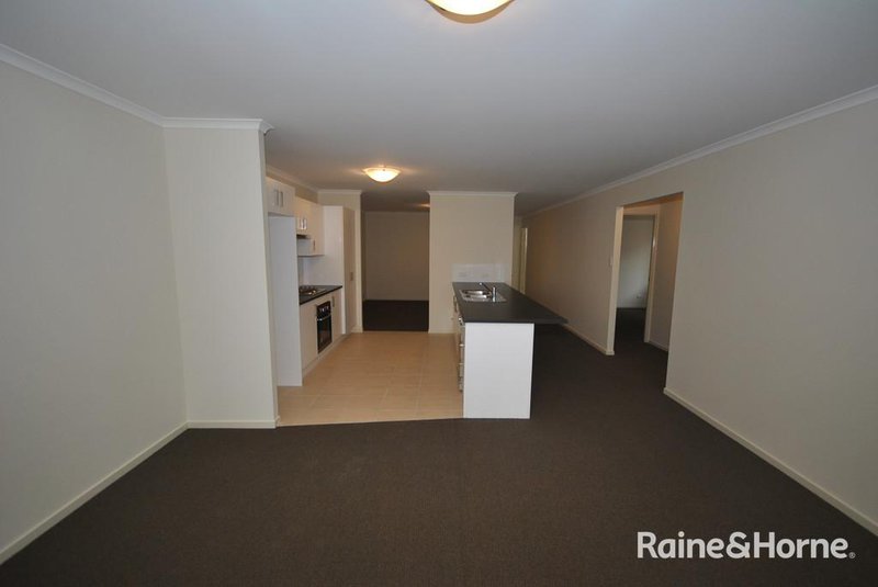 Photo - 41 Candlebark Close, West Nowra NSW 2541 - Image 8