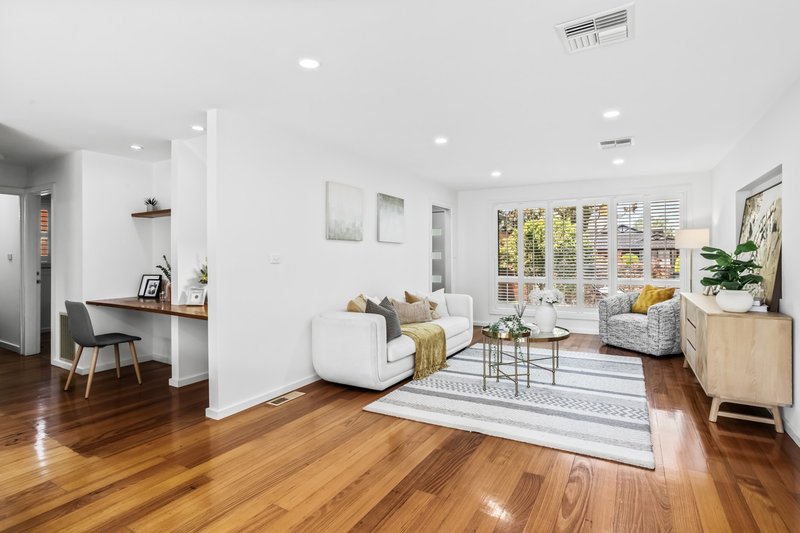 Photo - 41 Canora Street, Blackburn South VIC 3130 - Image 4