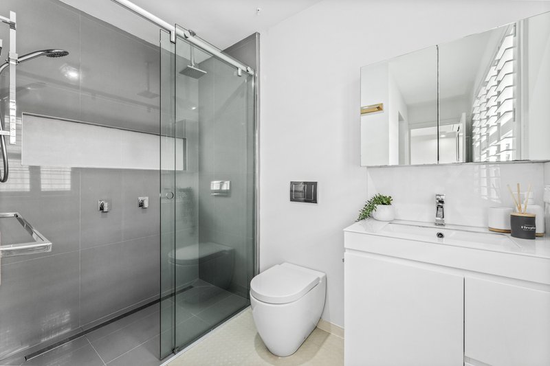 Photo - 41 Canora Street, Blackburn South VIC 3130 - Image 11