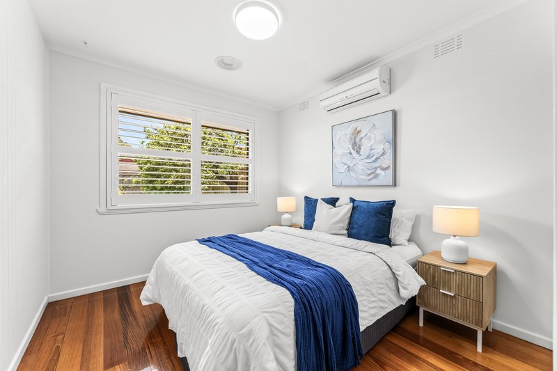 Photo - 41 Canora Street, Blackburn South VIC 3130 - Image 12