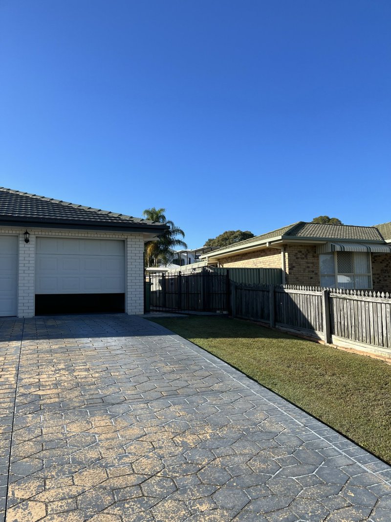 Photo - 41 Carpenter Way, Sandstone Point QLD 4511 - Image 2