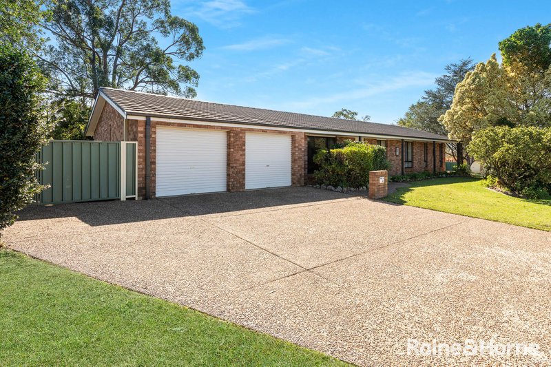 41 Cavalier Parade, Bomaderry NSW 2541