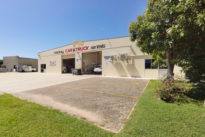 Photo - 4/1 Chain Street, East Mackay QLD 4740 - Image 6