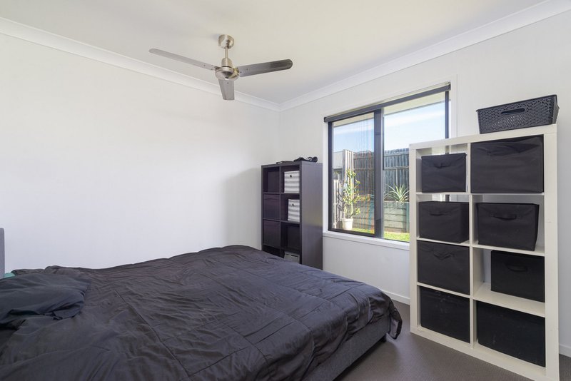 Photo - 41 Chrome Drive, Pimpama QLD 4209 - Image 8