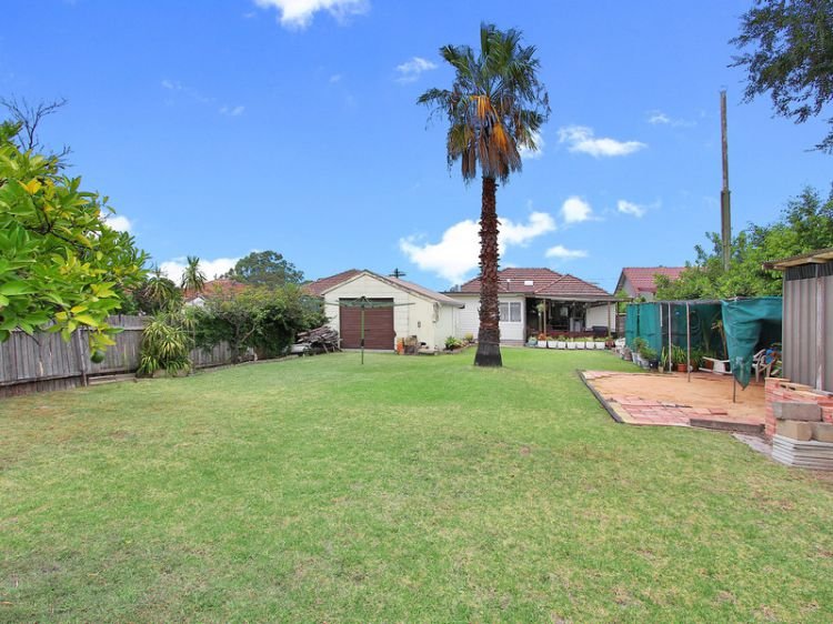 Photo - 41 Claremont Street, Merrylands NSW 2160 - Image 3