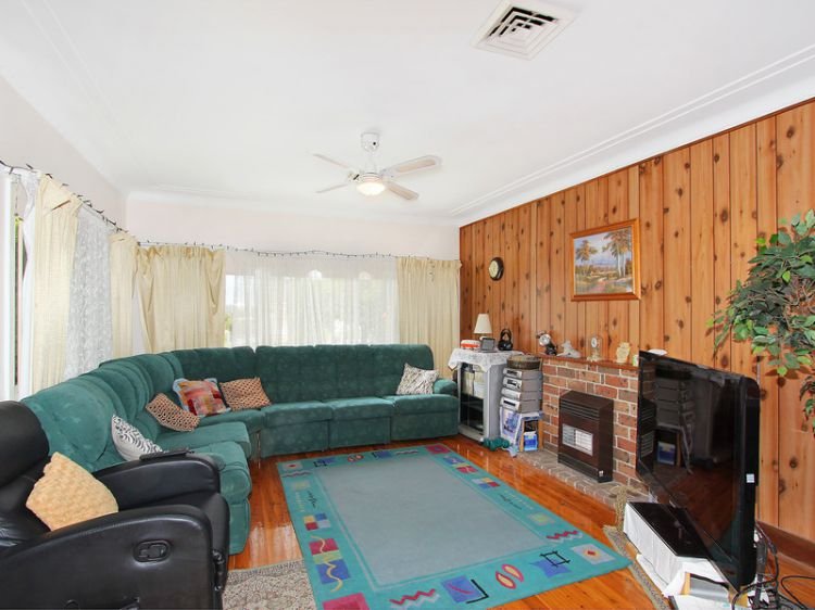 Photo - 41 Claremont Street, Merrylands NSW 2160 - Image 5