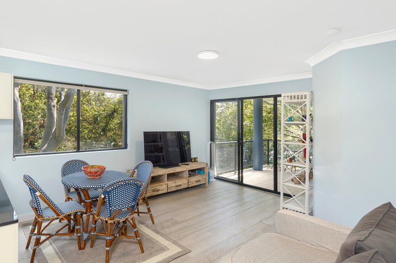 Photo - 4/1 Clyde Road, Dee Why NSW 2099 - Image 3