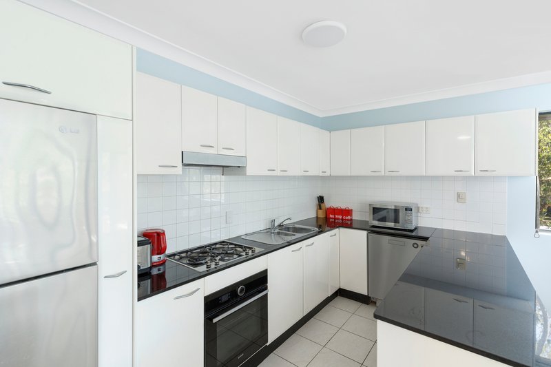 Photo - 4/1 Clyde Road, Dee Why NSW 2099 - Image 4