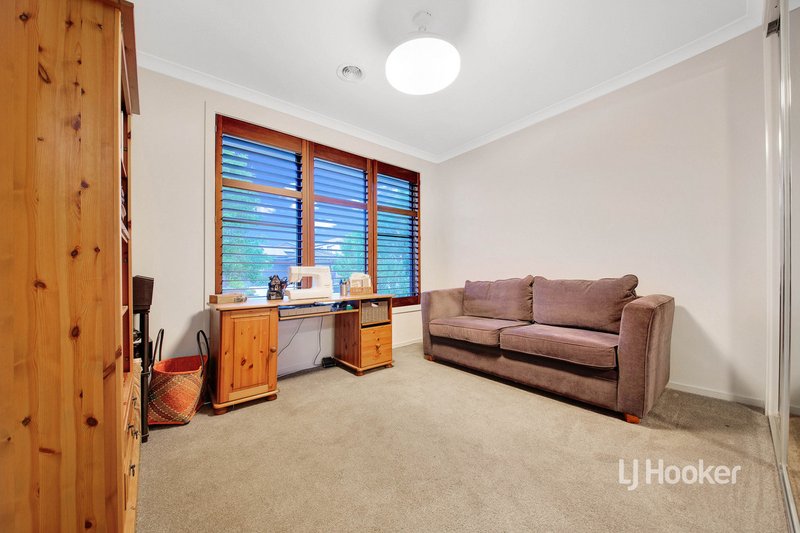 Photo - 41 Coastwatch Road, Point Cook VIC 3030 - Image 15