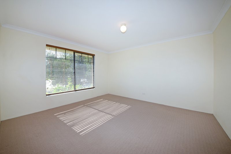 Photo - 41 Collanda Circuit, Carramar WA 6031 - Image 4