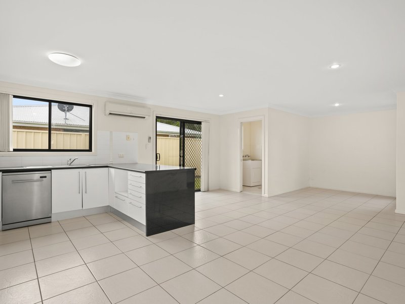 Photo - 4/1 Connell Street, Old Bar NSW 2430 - Image 6