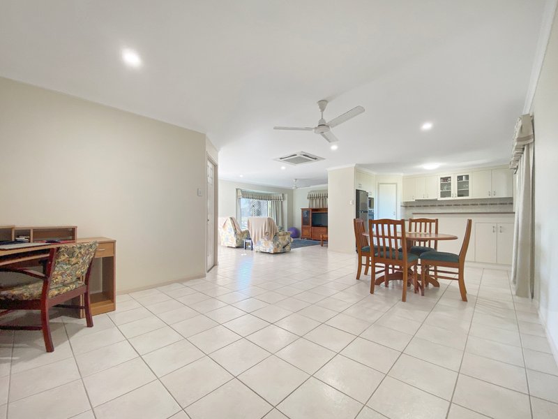 Photo - 41 Cooper Avenue, Campwin Beach QLD 4737 - Image 9