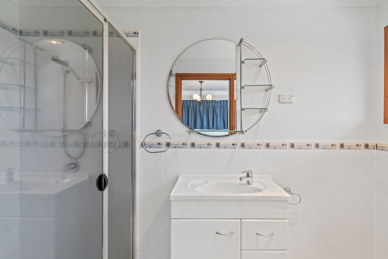 Photo - 41 Cowra Street, Tanah Merah QLD 4128 - Image 14