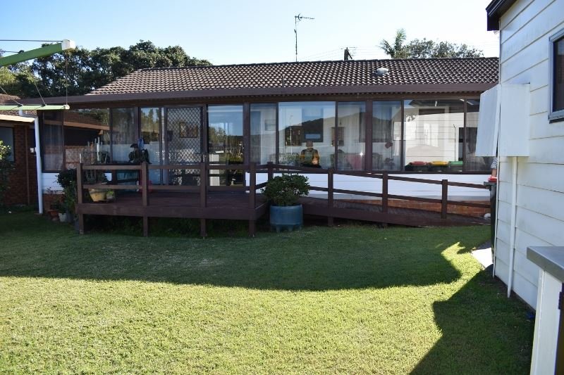 Photo - 41 Currawong Crescent, South West Rocks NSW 2431 - Image 6