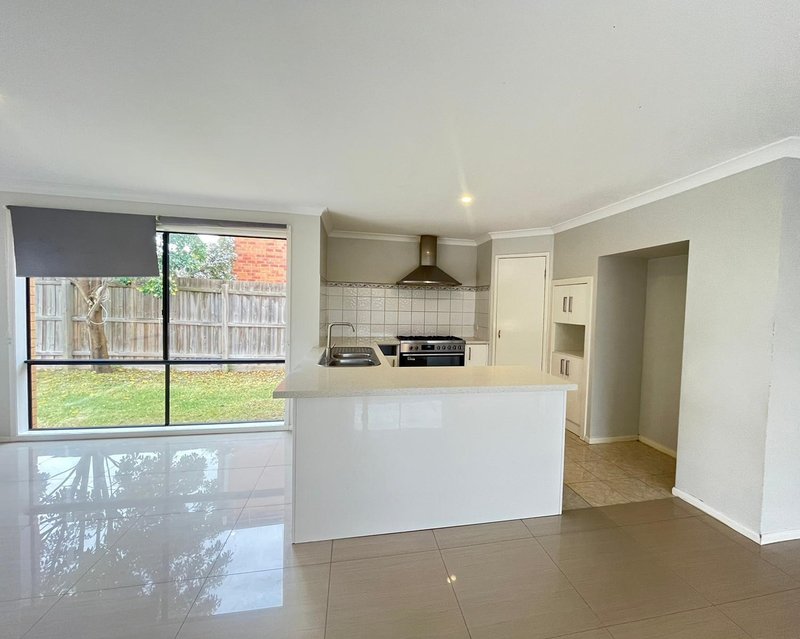 Photo - 41 Cuthbert Avenue, Truganina VIC 3029 - Image 4