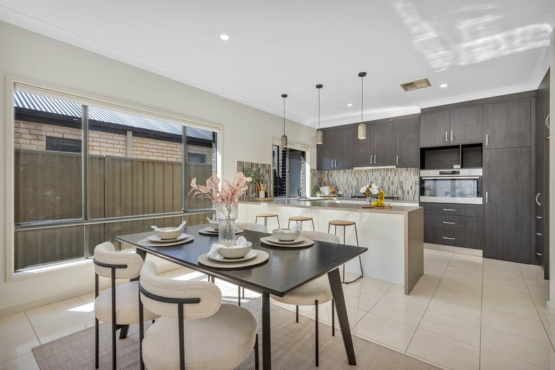Photo - 41 De Mille Street, Salisbury Downs SA 5108 - Image 13