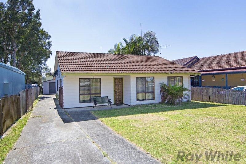 41 Delia Avenue, Budgewoi NSW 2262