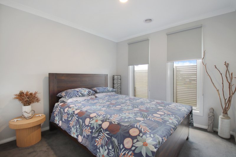 Photo - 41 Derwent Way, West Wodonga VIC 3690 - Image 7