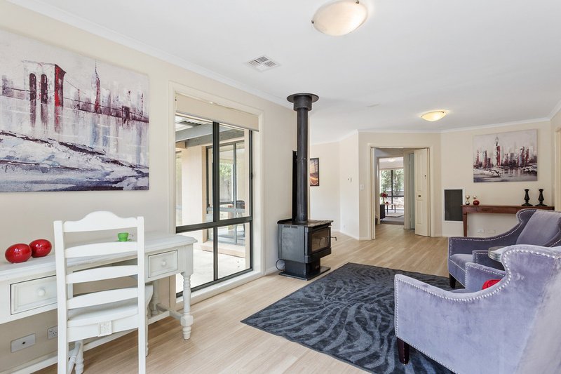 Photo - 41 Domain Street, Palmerston ACT 2913 - Image 5