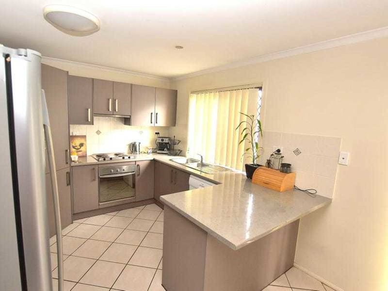 Photo - 41 Douglas St , Blackbutt QLD 4314 - Image 5