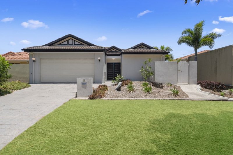 Photo - 41 Dugong Crescent, Banksia Beach QLD 4507 - Image 2