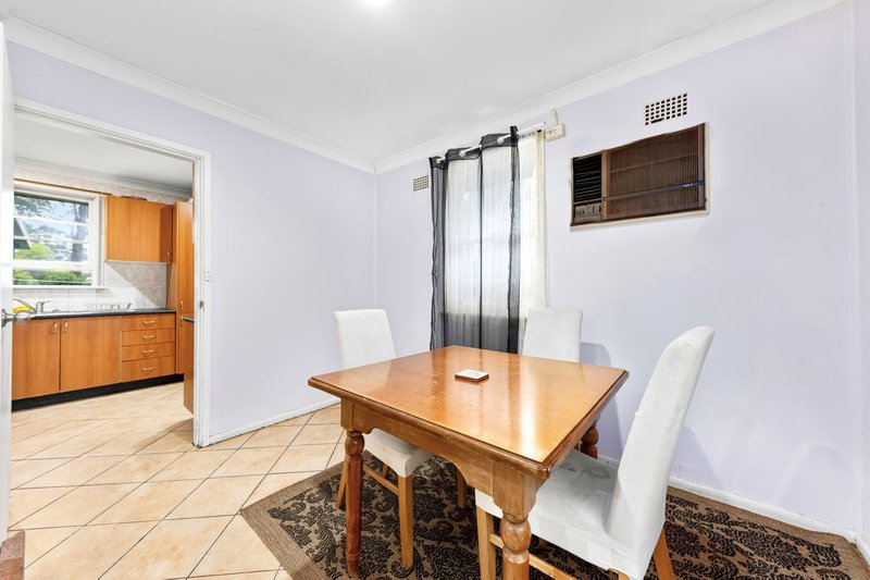 Photo - 41 Dundee Street, Sadleir NSW 2168 - Image 6