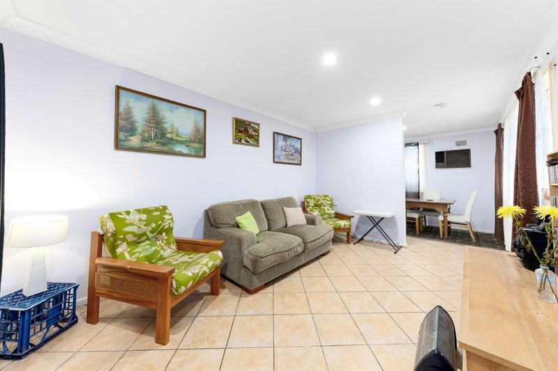 Photo - 41 Dundee Street, Sadleir NSW 2168 - Image 8