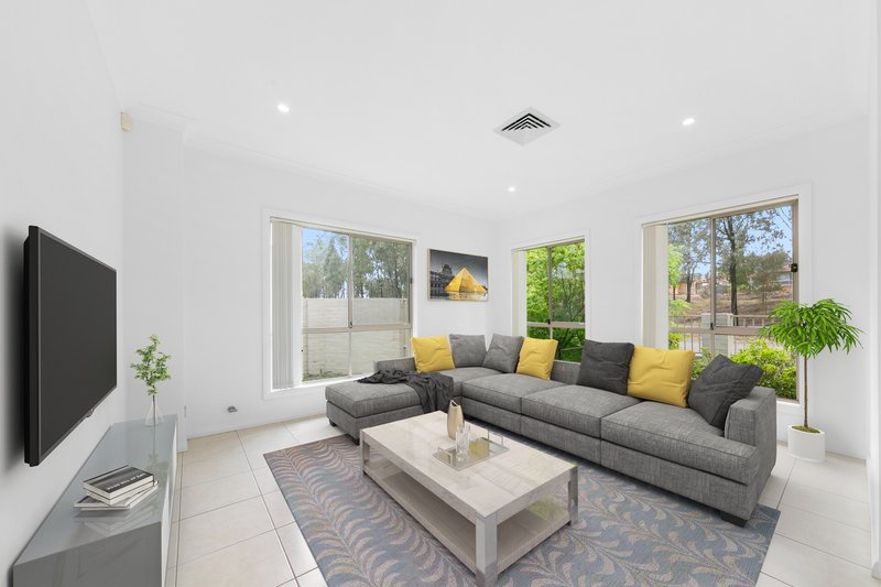 Photo - 41 Edward Drive, Pemulwuy NSW 2145 - Image 2