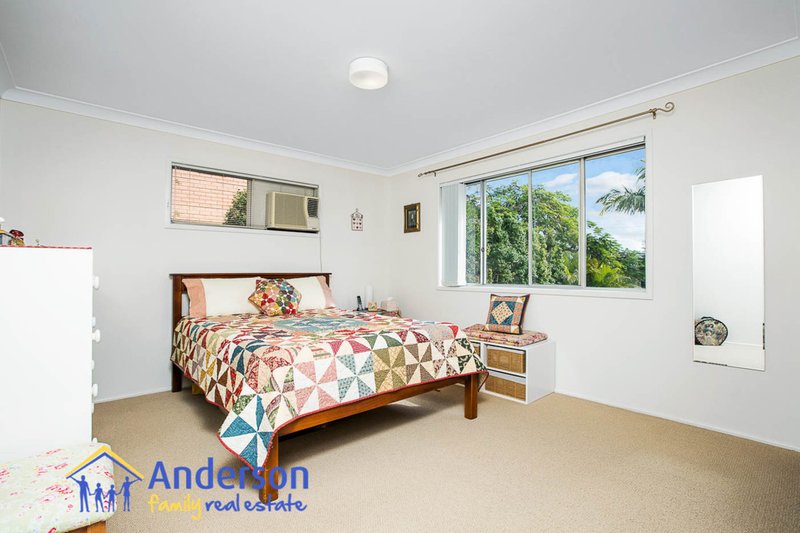 Photo - 41 Elsanne Street, Aspley QLD 4034 - Image 9