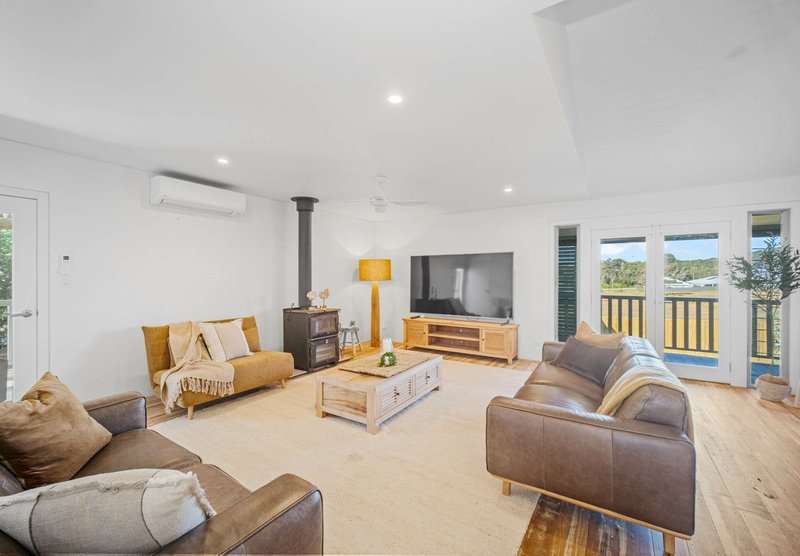 Photo - 41 Emerald Drive, Diamond Beach NSW 2430 - Image 16