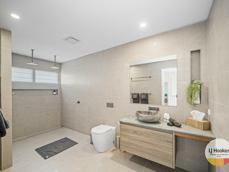 Photo - 41 Emerald Drive, Diamond Beach NSW 2430 - Image 11
