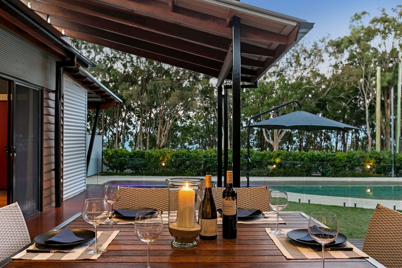 Photo - 41 Esplanade , Point Vernon QLD 4655 - Image 2