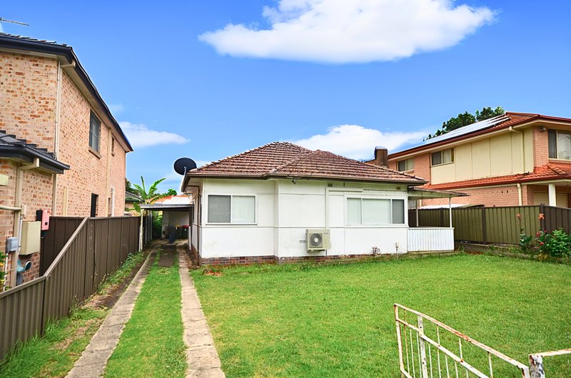 41 Essington Street, Wentworthville NSW 2145