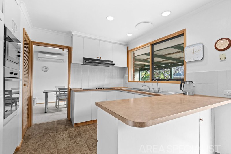 Photo - 41 Exford Drive, Mornington VIC 3931 - Image 6