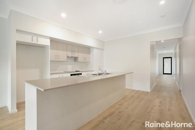Photo - 41 Ferguson Crescent, Mittagong NSW 2575 - Image 2