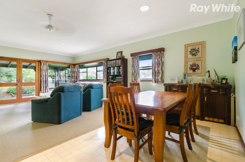 Photo - 41 Finmere Crescent, Upper Ferntree Gully VIC 3156 - Image 4