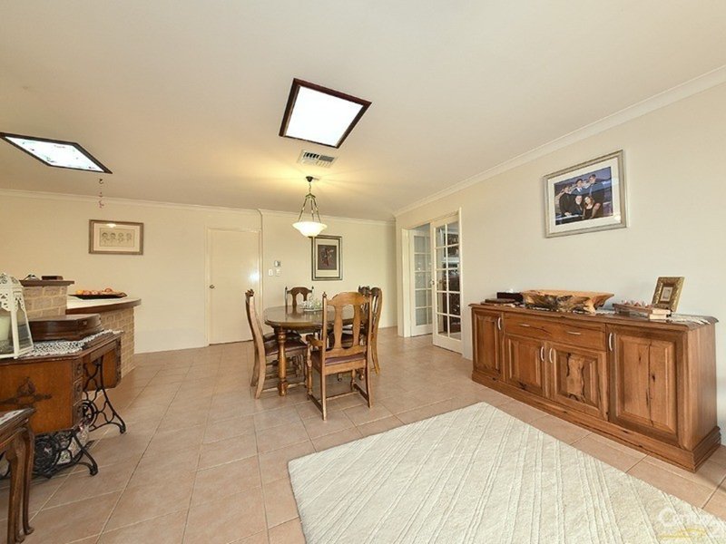 Photo - 41 Fowey Loop, Mindarie WA 6030 - Image 8