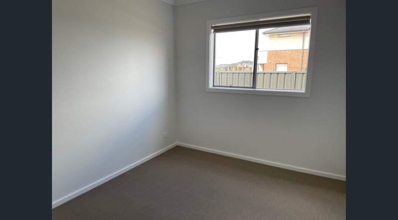 Photo - 41 Frontier Circuit, Tarneit VIC 3029 - Image 17