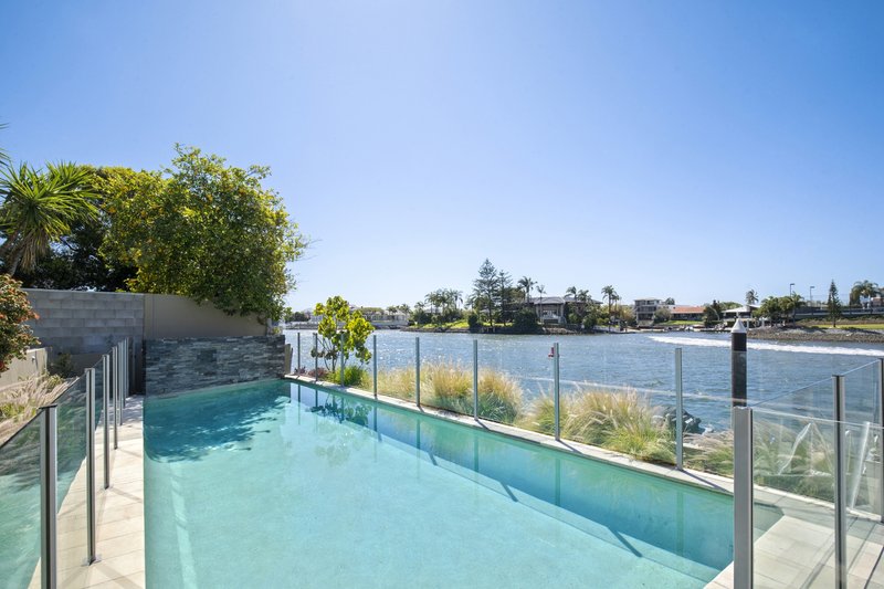 Photo - 41 Furlong Street, Broadbeach Waters QLD 4218 - Image 8