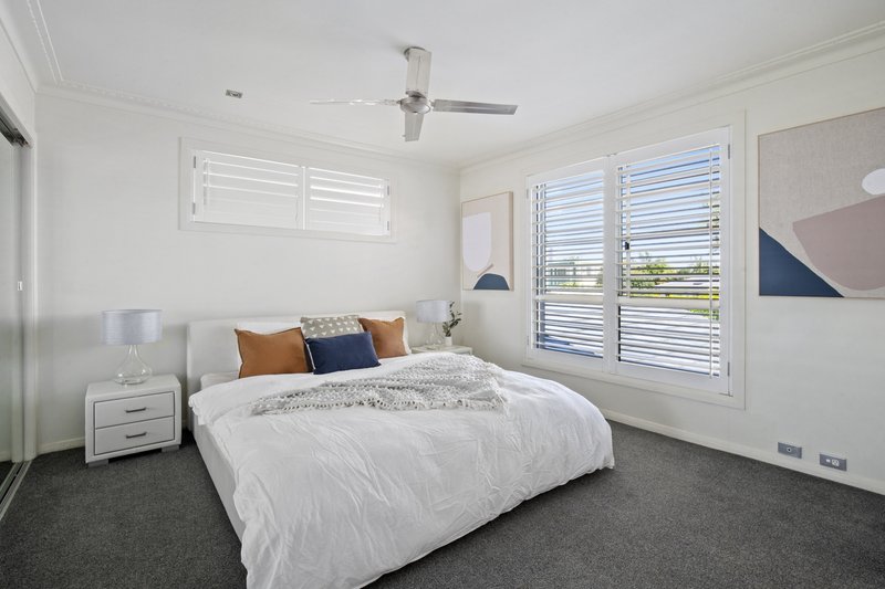 Photo - 41 Furlong Street, Broadbeach Waters QLD 4218 - Image 24